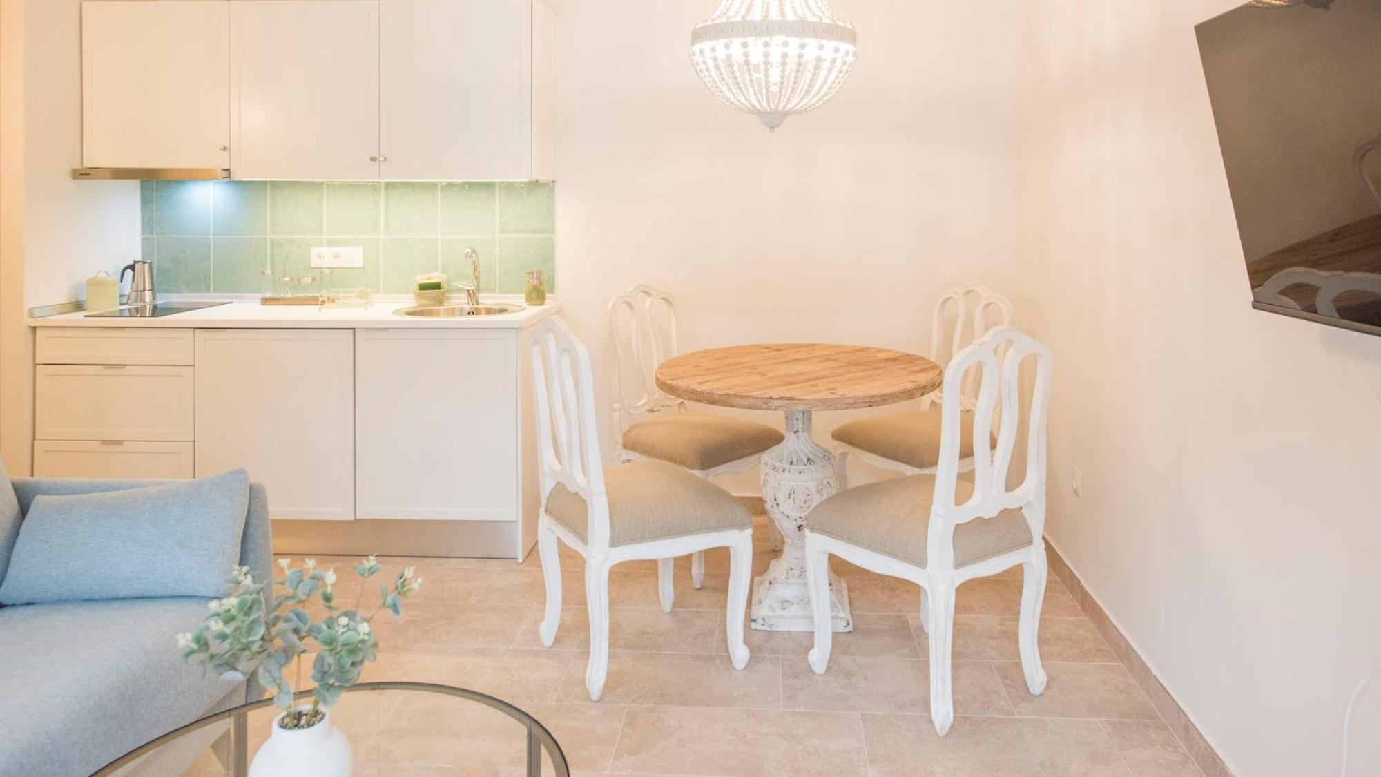 Florinda De La Cava - 7 Apartment Toledo